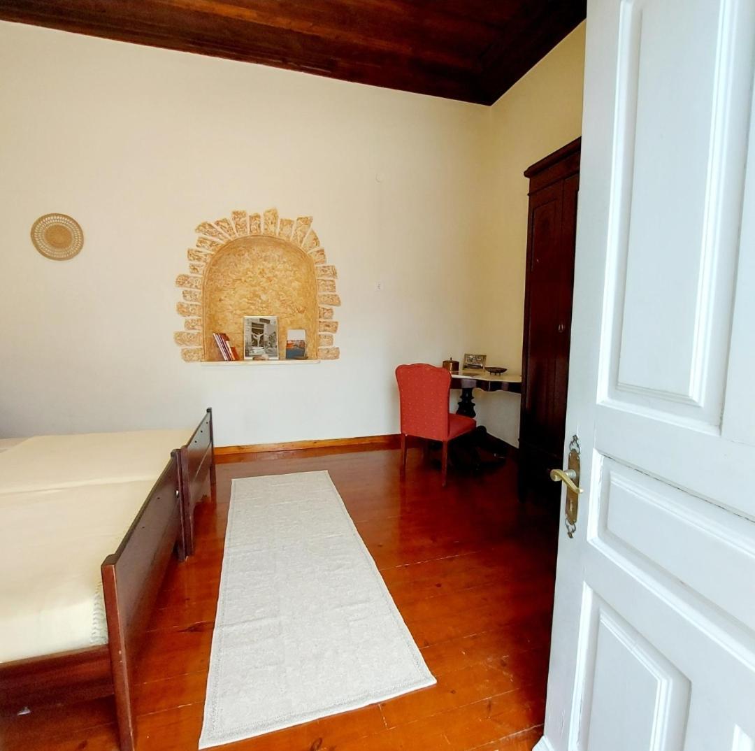Christina'S Stone House Apartment Hydra  Luaran gambar